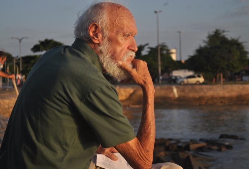 Especial de hoje: Textos escolhidos de Edmilson Sanches sobre o poeta NAURO MACHADO. 