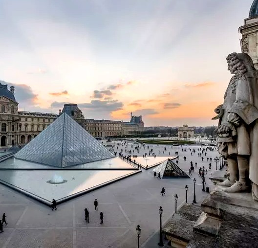 Veja este presente. Saudade de uma exposição? Louvre coloca todo seu acervo online