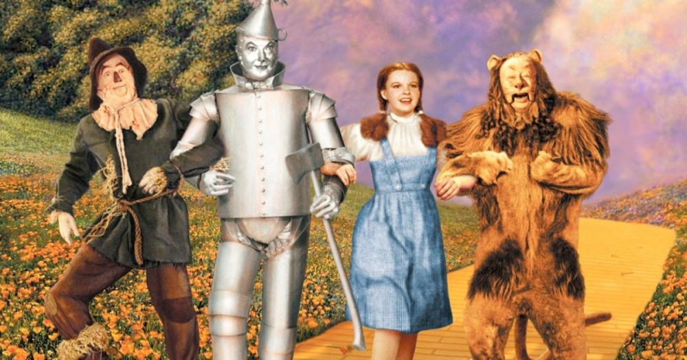 Recordando a grande performance de Judy Garland, aí está Over The Rainbow