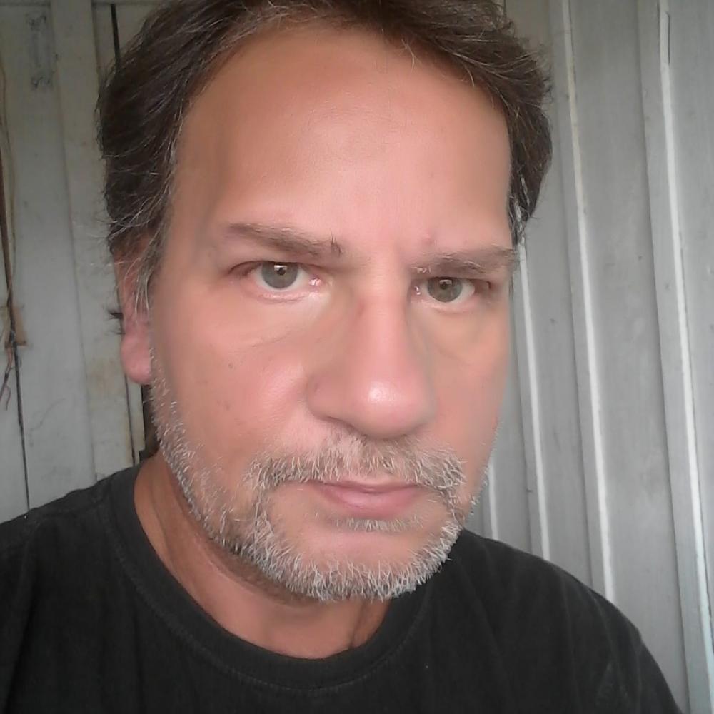 ADRIANO SIQUEIRA: O NASCIMENTO DE UMA PROMESSA À OLHOS VISTOS
