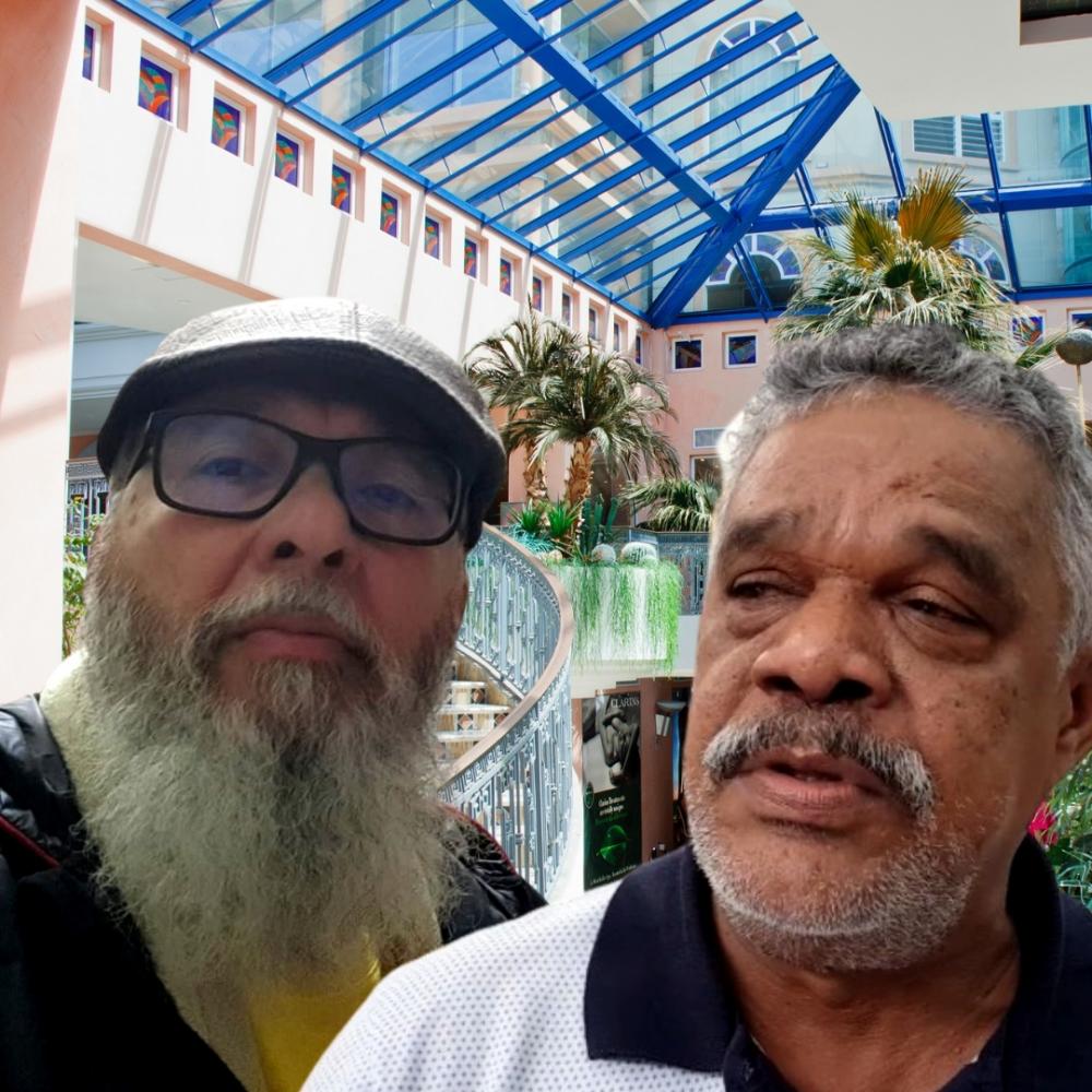Uma pequena homenagem ao grande Cunha Santos: 