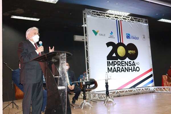 Discurso do reitor Natalino Salgado na cerimônia de entrega da comenda 200 Anos da Imprensa no Maranhão