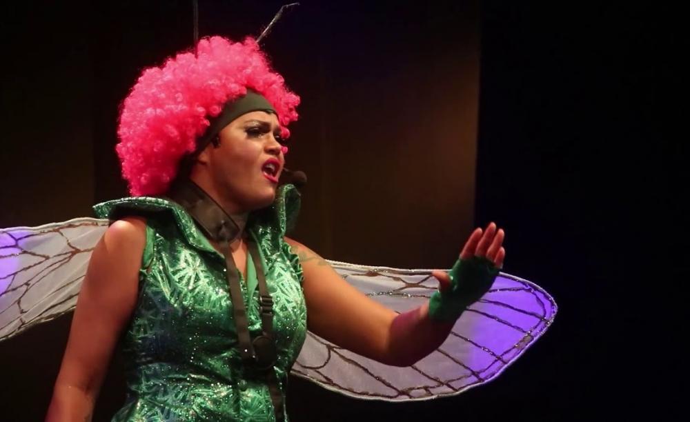 Artista Anna Torres traz Musical 
