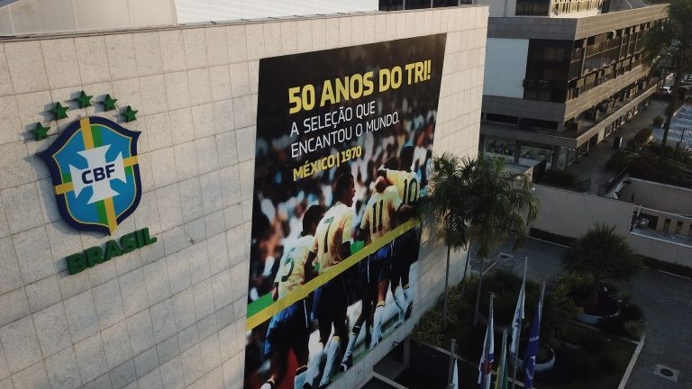 Comissão recebe novo presidente da CBF para discutir propostas para o futebol brasileiro