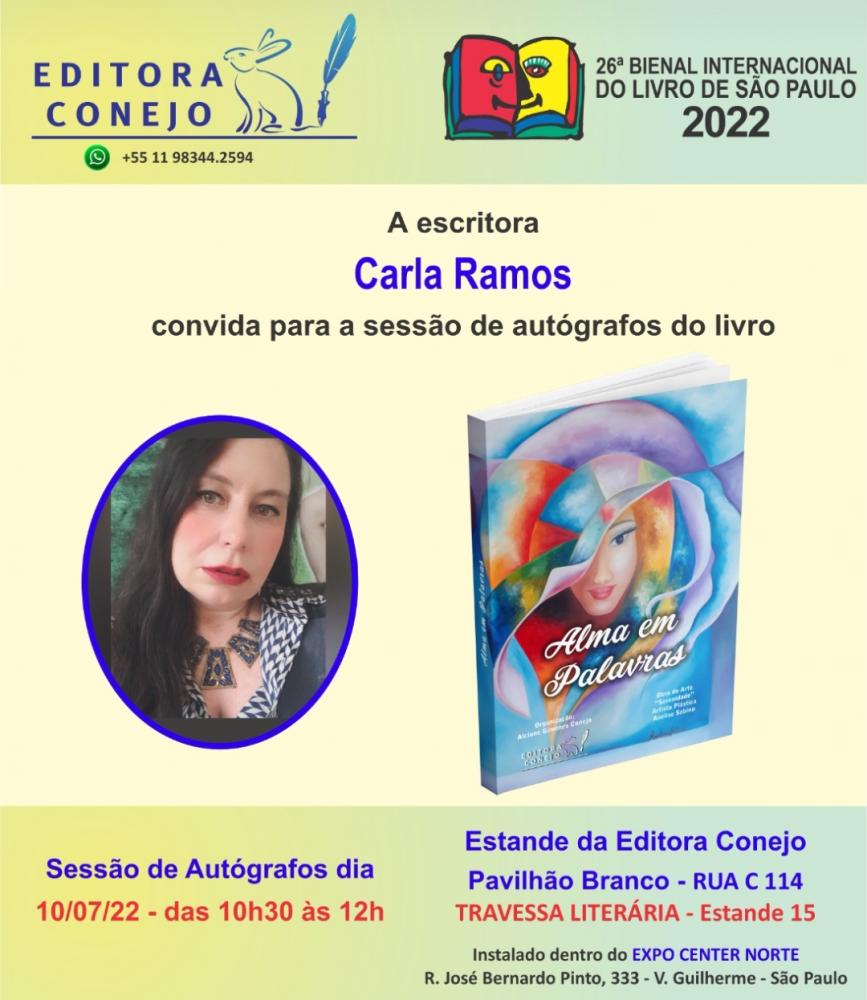 A poeta e escritora Carla Ramos lançou seu livro 