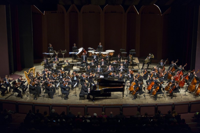 Orquestra Sinfônica do Paraná se apresenta no próximo domingo no Guairão