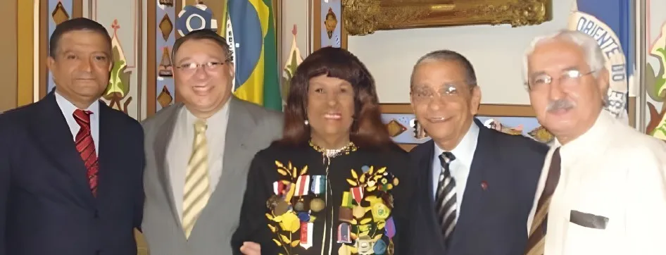 Mhario Lincoln recebeu homenagem do Grande Oriente do Rio de Janeiro
