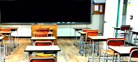 A Educação Brasileira vai de Mal a Pior sem a valorização do Professor?