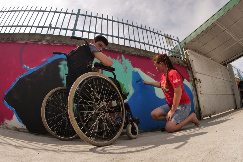 Programa estadual de incentivo à cultura leva arte urbana ao Litoral do Paraná