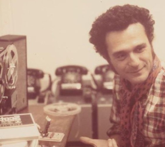 Como um artista criativo dos anos 60 conseguiu expandir a poesia pelo telefone, sem Redes Sociais.