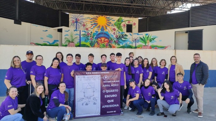 Estudantes de Xaxim criam projeto para conscientizar a população sobre o uso excessivo de tecnologias