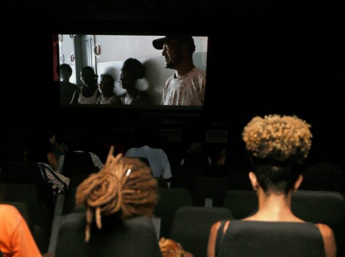Sala de Cinema Walter da Silveira recebe a Mostra DiversÁfricas de 25 a 28 de maio
