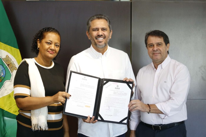 Com investimento de R$ 67 milhões por ano, Governo do Ceará sanciona Lei estadual que reajusta bolsas acadêmicas
