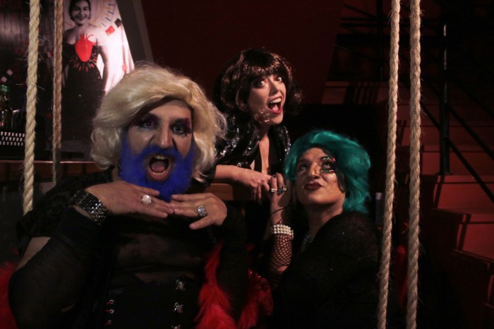 Mostra Adega Teatral reúne espetáculos, oficinas e mesas-redondas em Curitiba