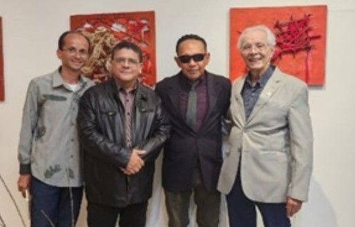 Há 1 ano Salgado Maranhão era homenageado pela UBE e recebe troféu 2023