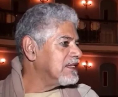 Toda a pujança de Domingos Tourinho interpretando 'Pilatos', no espetáculo 
