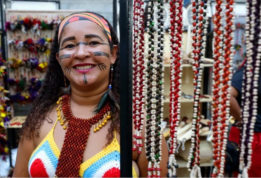 Celebrando as etnias indígenas, artesanato ancestral é destaque na Feira da Bahia