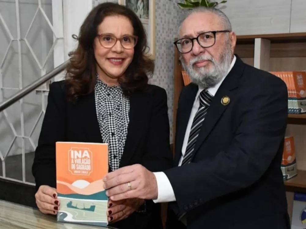 Recorde de Vendas e de críticas positivas no lançamento de INA - A VIOLAÇÃO DO SAGRADO, coordenado pela Curadora Silvânia Tamer 