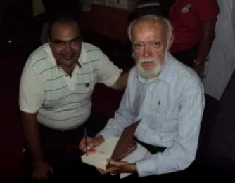 RELATO SOBRE O POETA VIVO, de Antonio Guimarães de Oliveira.