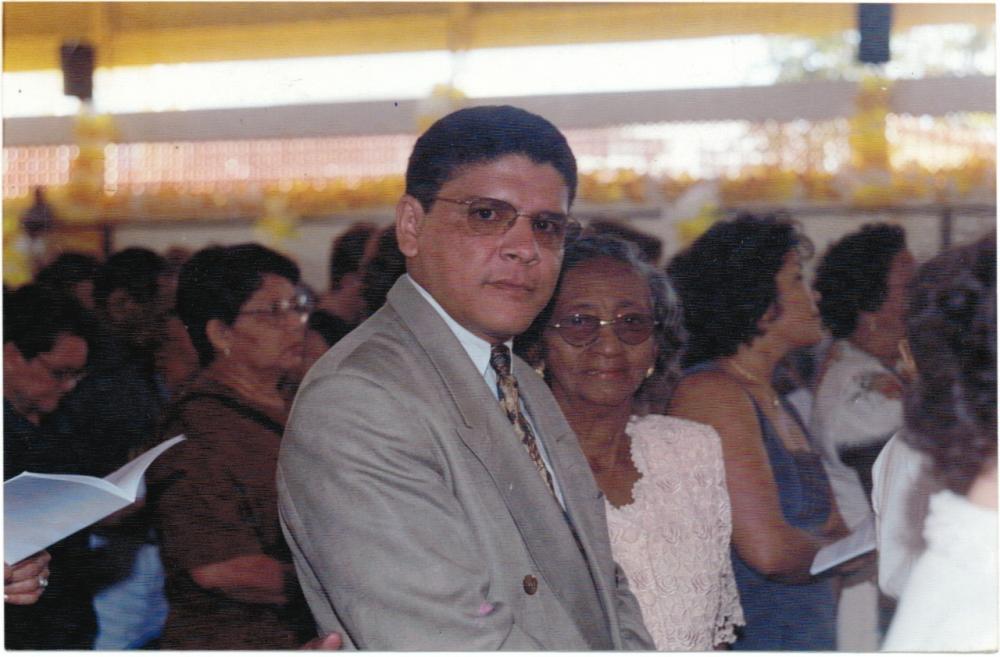 DAS LEMBRANÇAS -- E DA ETERNA GRATIDÃO -- AOS PROFESSORES