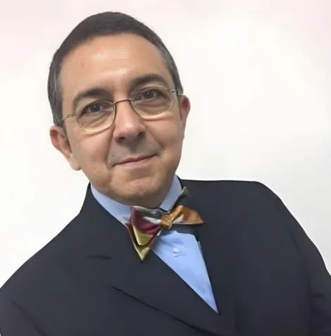 “A PENA DO PAVÃO-EM QUE NATAL?”, de Claudio Pavão Santana