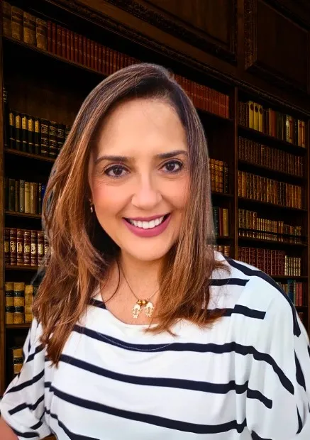 Poeta Maria do Rocio Vaz - “A poesia com liberdade poética”