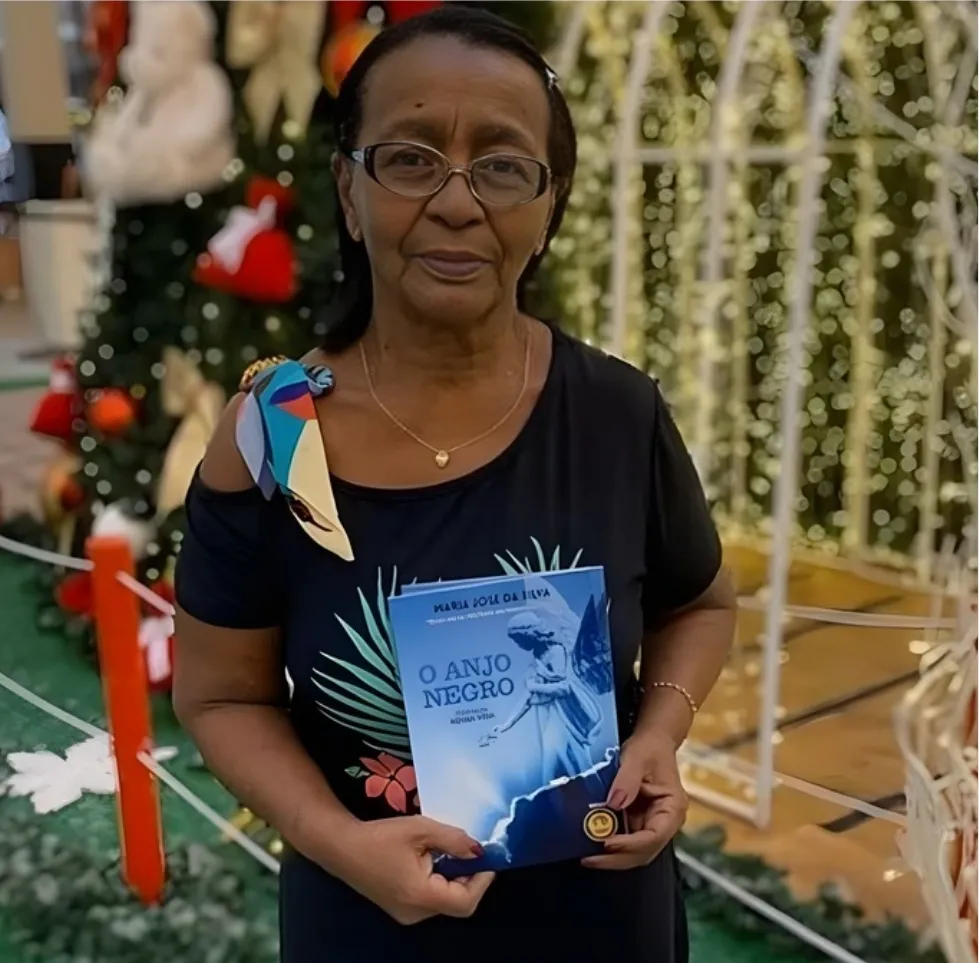 “FLOR MULHER”, por MARIA JOSÉ DA SILVA