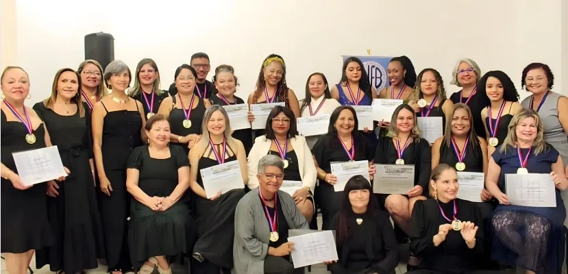 A festa da escrita feminina reunida na Associação de Jornalistas e Escritoras do Brasil (MA)