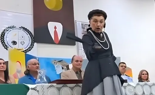  Ana Jansen em carne e mito: monólogo de José Neres ganha vida na força cênica de Linda Barros
