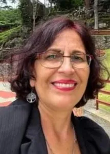 Renata Barcellos.