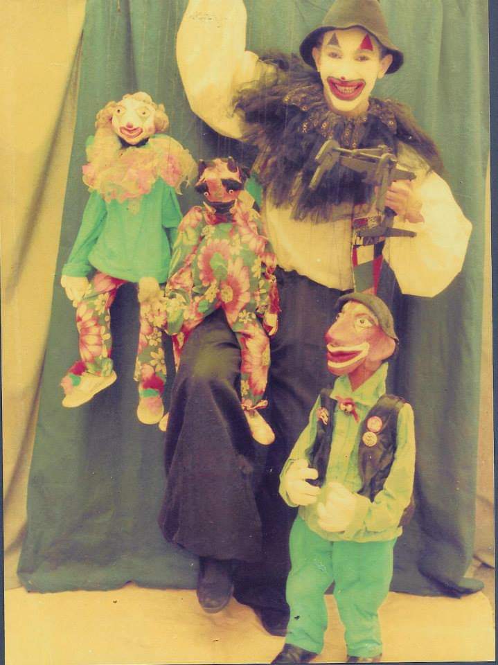 21 de março: dia Mundial do Teatro de Bonecos também conhecido como World Puppetray Day. 