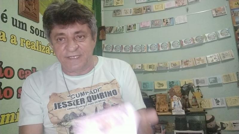Um show do poeta e cordelista Pedro Sampaio, esse 