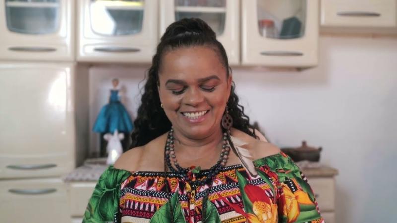 Aldira Martins, tem letra rica transformada em um xote de primeiríssima linha. Música/Intérprete: Chico Paulo Viana. Arranjos de Adelson Viana, atores: Taynan Farias/ Ricardo Lobo/ Feitosa dos Inhamuns