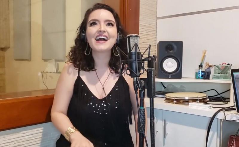 SAMBA DE MOLEQUE (Composição: Wanda Cristina Cunha). Vencedor do I Festival de samba/99. Grupo Ciranda, só de mulheres. A música com gosto de vitória, luta e superação! 